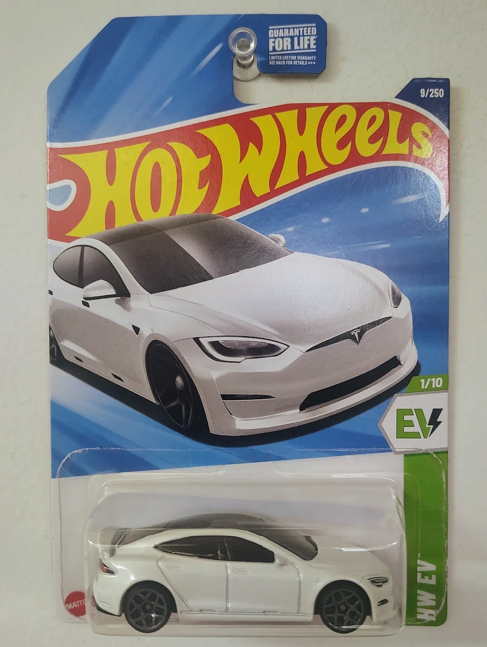 Tesla Model S Plaid Hot Wheels HW EV White 1/10 Diecast 2024